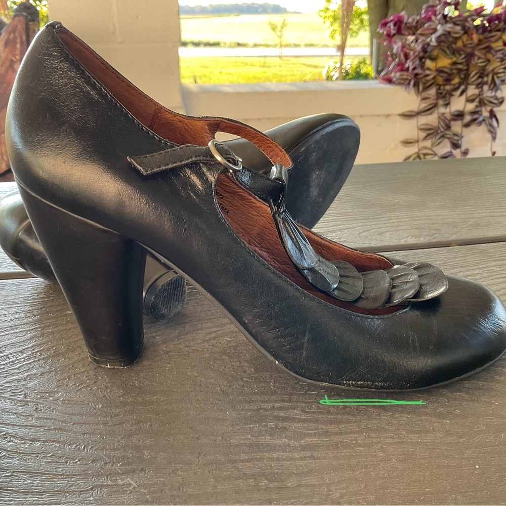 Crown Vintage Women’s Size 9M Heels Black Leather Buckle Ankle Strap Retro - Picture 15 of 16